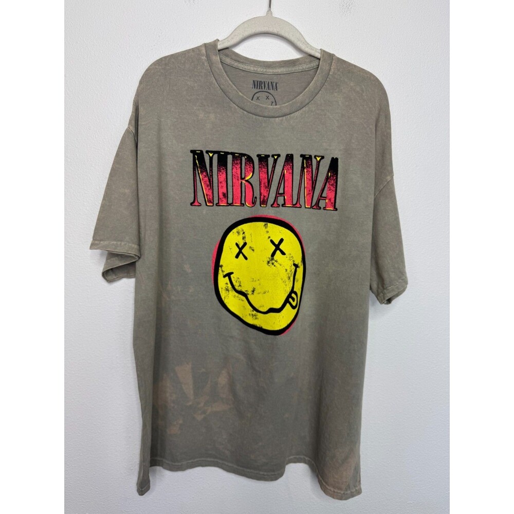Nirvana XL Tie Dye Smiley T-Shirt Gray Mineral Wash Cotton Short Sleeve NWOT